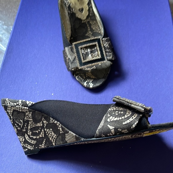 Ladies platform - Picture 3 of 4